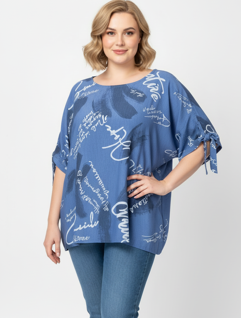 Синя блуза - руса жена