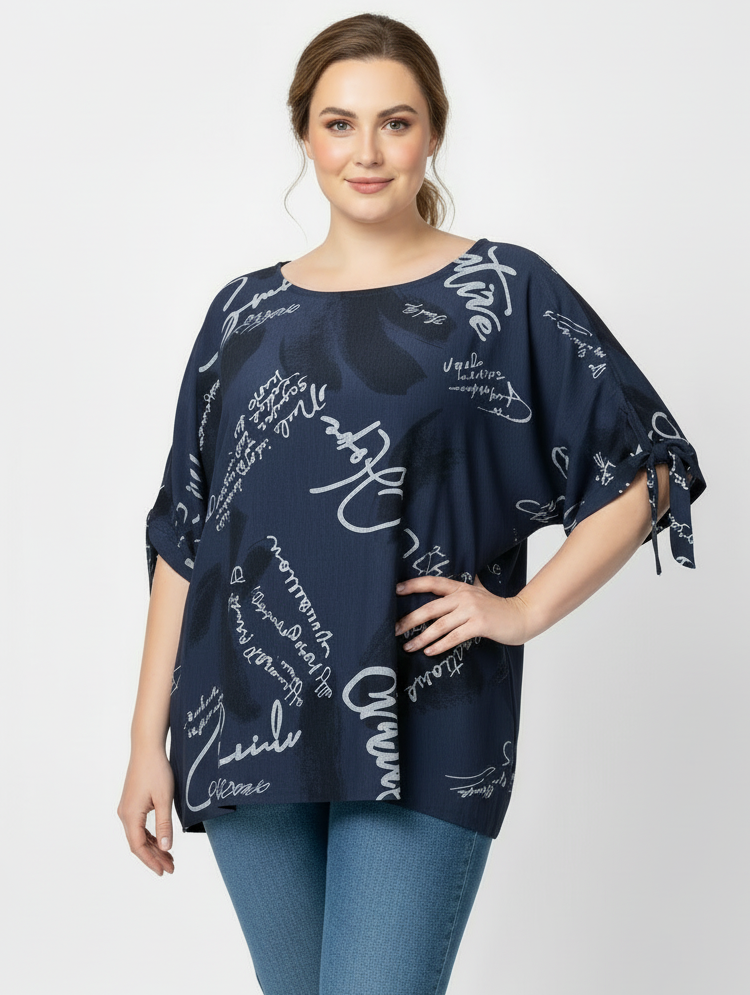 Тъмносиня блуза - нов модел и поза