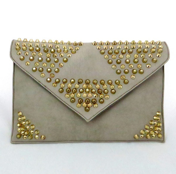 Клъч Моника