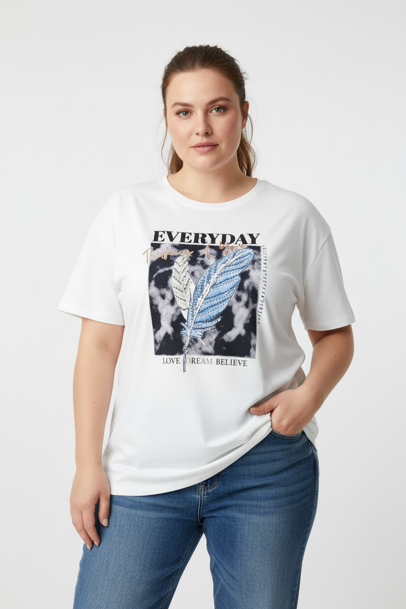 Жена с бяла тениска Everyday незапасана